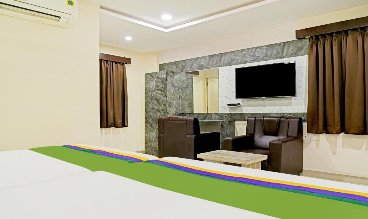 Hotel Treebo Trend Jsn Grand Vijayawāda Exteriér fotografie