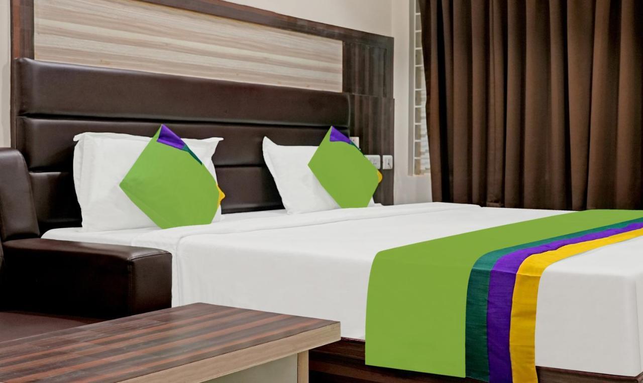 Hotel Treebo Trend Jsn Grand Vijayawāda Exteriér fotografie