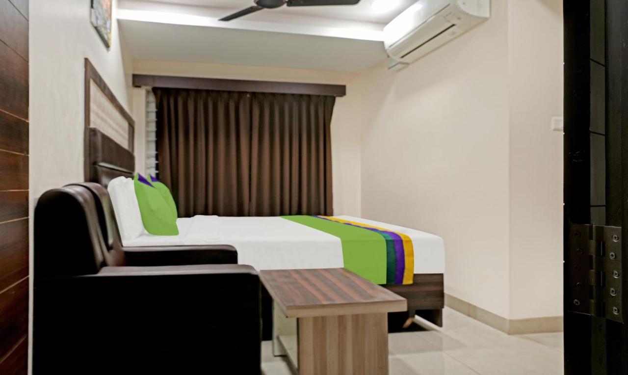 Hotel Treebo Trend Jsn Grand Vijayawāda Exteriér fotografie